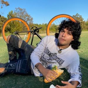 Meet your Posher, Jake